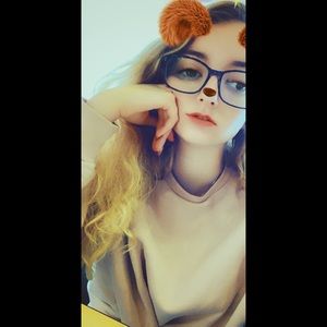 Meet your Posher, Mercedes